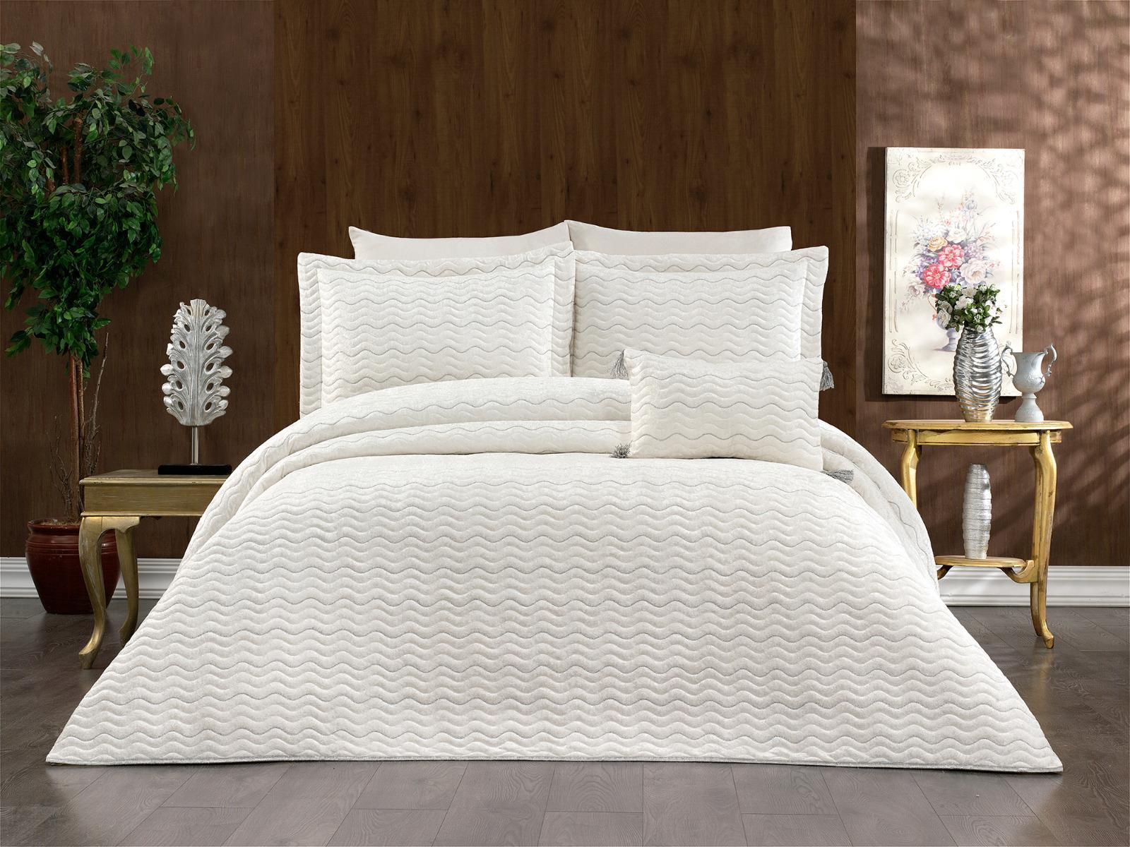 Nova Kadife Yatak Örtüsü